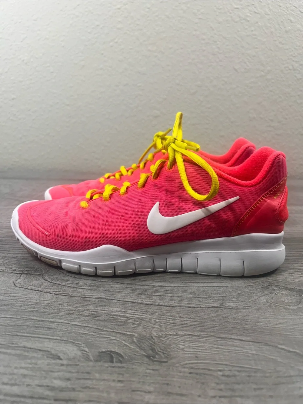 Nike Swift Women's Running Shoes - Pink/Yellow Size 8